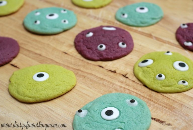 Easy Monster Cookies for Kids {Recipe} | Diary of a Working Mom